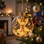 Verlichte Kerstballen Voor in Kerstboom